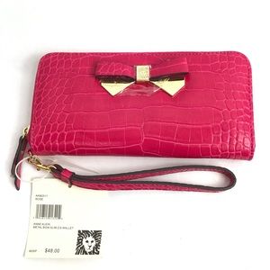 Anne Klein Women’s Rose Metal Bow Slim Z/A Wallet